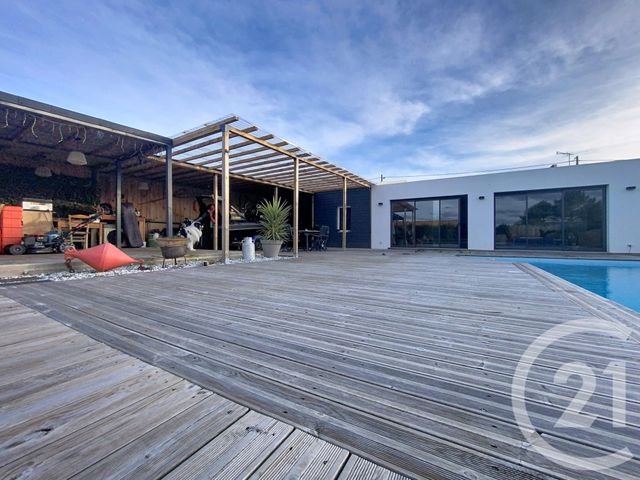 Maison &agrave; vendre - 8 pi&egrave;ces - 194 m2 - Tonnay Charente - 17 - POITOU-CHARENTES