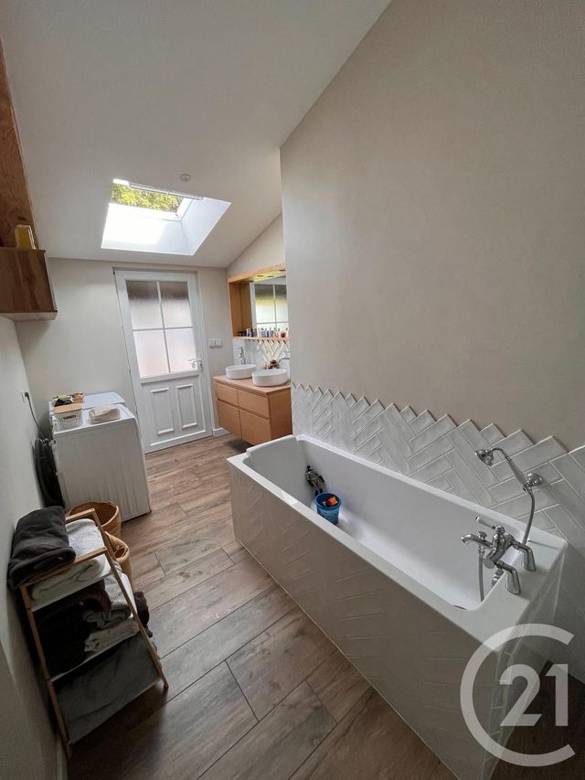 Maison &agrave; vendre - 6 pi&egrave;ces - 200 m2 - Breuil Magne - 17 - POITOU-CHARENTES