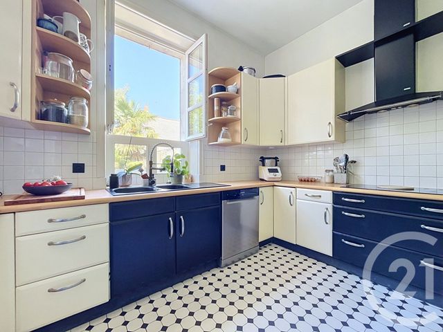 Maison &agrave; vendre - 7 pi&egrave;ces - 329 m2 - Rochefort - 17 - POITOU-CHARENTES