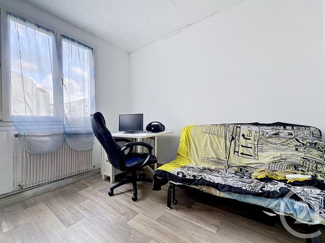 Appartement &agrave; vendre - 4 pi&egrave;ces - 62,15 m2 - Rochefort - 17 - POITOU-CHARENTES