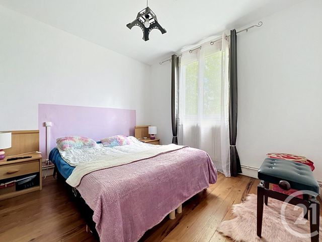 Appartement &agrave; vendre - 4 pi&egrave;ces - 62,15 m2 - Rochefort - 17 - POITOU-CHARENTES