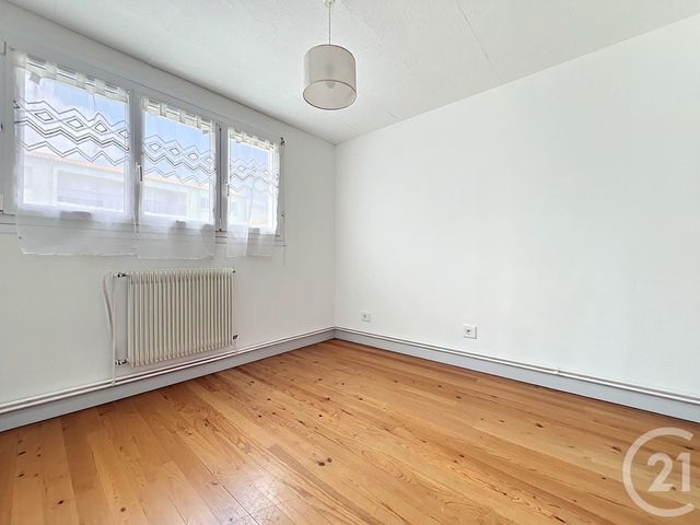 Appartement &agrave; vendre - 4 pi&egrave;ces - 62,15 m2 - Rochefort - 17 - POITOU-CHARENTES