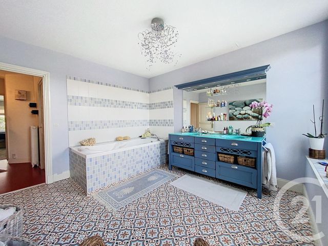 Maison &agrave; vendre - 7 pi&egrave;ces - 203,97 m2 - Rochefort - 17 - POITOU-CHARENTES