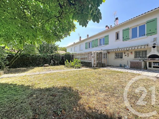 Maison &agrave; vendre - 6 pi&egrave;ces - 105,02 m2 - Rochefort - 17 - POITOU-CHARENTES