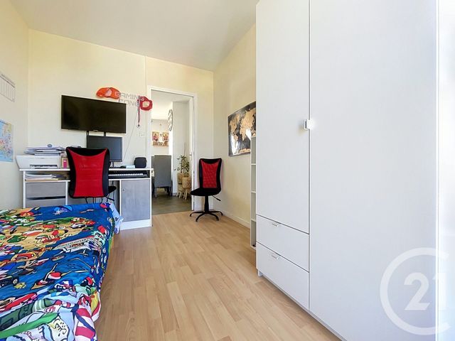 Appartement F4 &agrave; vendre - 4 pi&egrave;ces - 67,91 m2 - Rochefort - 17 - POITOU-CHARENTES