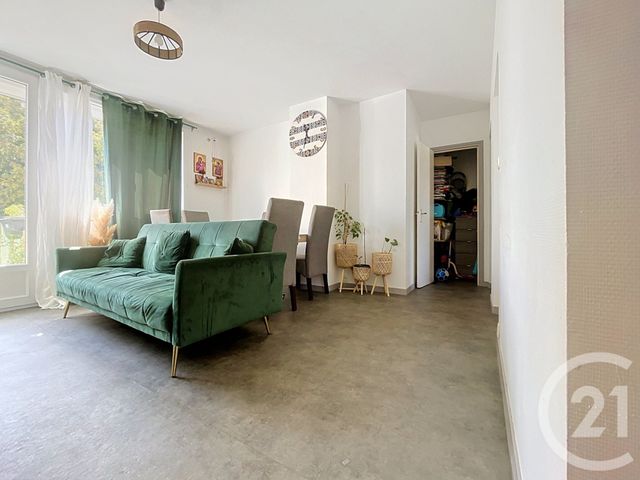 Appartement F4 &agrave; vendre - 4 pi&egrave;ces - 67,91 m2 - Rochefort - 17 - POITOU-CHARENTES
