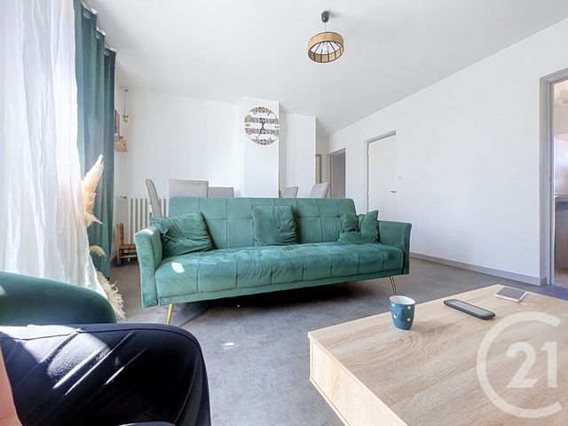 Appartement F4 &agrave; vendre - 4 pi&egrave;ces - 67,91 m2 - Rochefort - 17 - POITOU-CHARENTES
