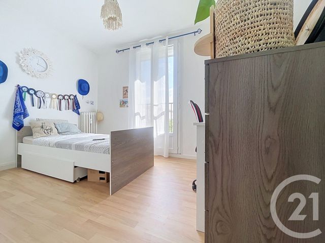 Appartement F4 &agrave; vendre - 4 pi&egrave;ces - 67,91 m2 - Rochefort - 17 - POITOU-CHARENTES