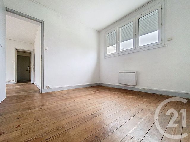 Appartement T4 &agrave; vendre - 4 pi&egrave;ces - 62,52 m2 - Rochefort - 17 - POITOU-CHARENTES