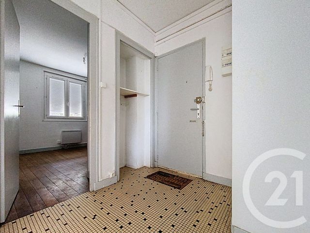 Appartement T4 &agrave; vendre - 4 pi&egrave;ces - 62,52 m2 - Rochefort - 17 - POITOU-CHARENTES