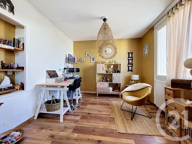 Appartement F3 &agrave; vendre - 4 pi&egrave;ces - 74 m2 - Rochefort - 17 - POITOU-CHARENTES