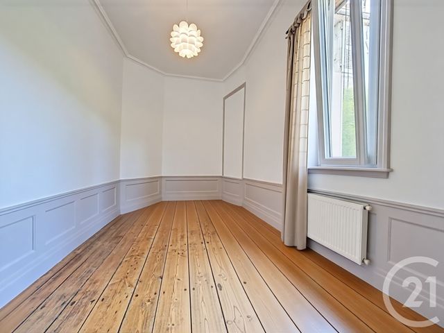 Appartement F5 &agrave; vendre - 5 pi&egrave;ces - 131,31 m2 - Rochefort - 17 - POITOU-CHARENTES