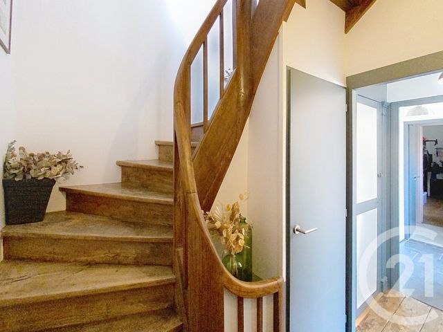 Appartement F5 &agrave; vendre - 5 pi&egrave;ces - 131,31 m2 - Rochefort - 17 - POITOU-CHARENTES