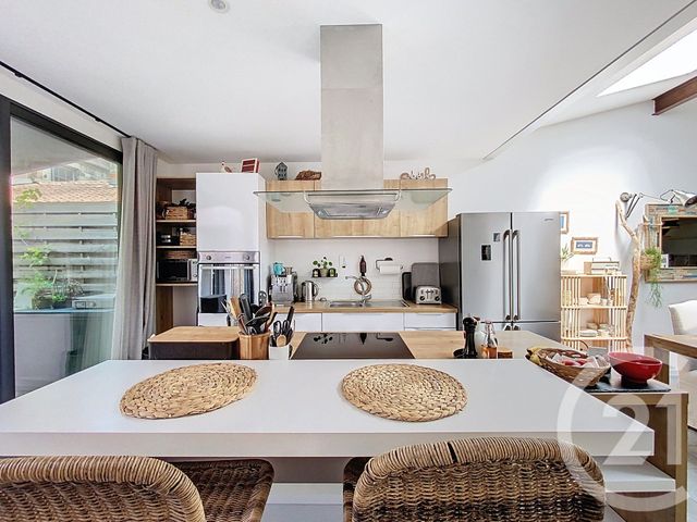 Appartement F5 &agrave; vendre - 5 pi&egrave;ces - 131,31 m2 - Rochefort - 17 - POITOU-CHARENTES