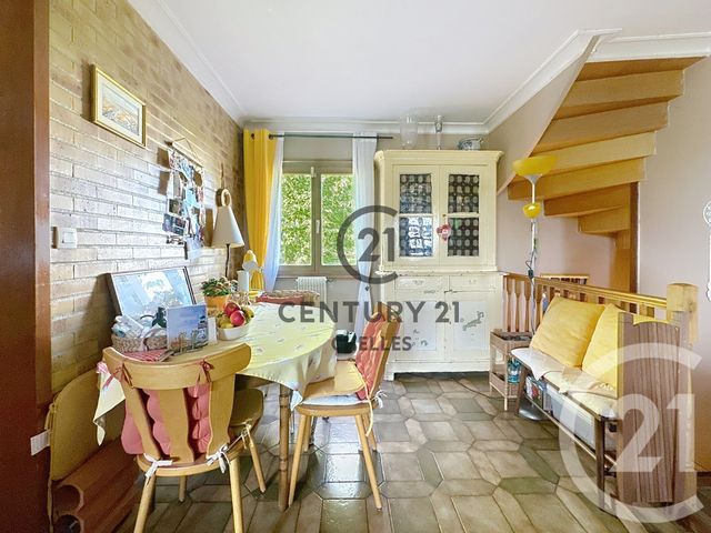 Maison &agrave; vendre - 5 pi&egrave;ces - 121 m2 - Chelles - 77 - ILE-DE-FRANCE