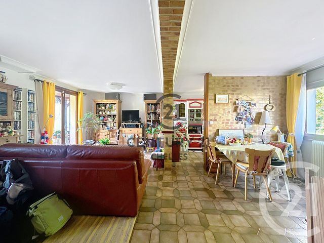 Maison &agrave; vendre - 5 pi&egrave;ces - 121 m2 - Chelles - 77 - ILE-DE-FRANCE