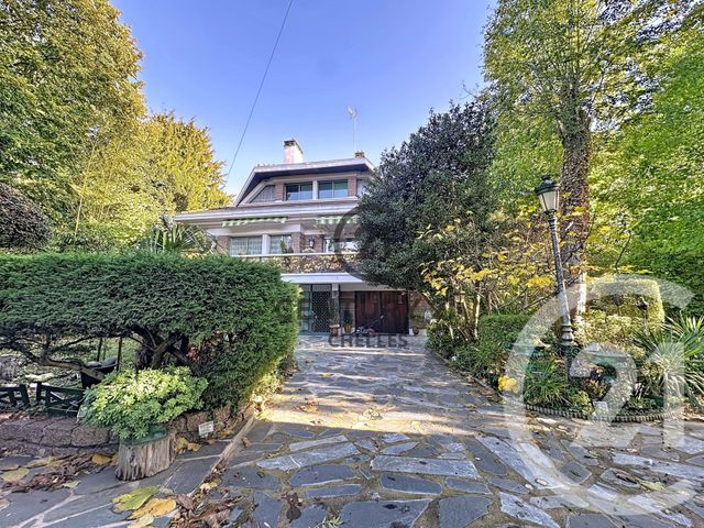 Maison &agrave; vendre - 8 pi&egrave;ces - 205,95 m2 - Chelles - 77 - ILE-DE-FRANCE