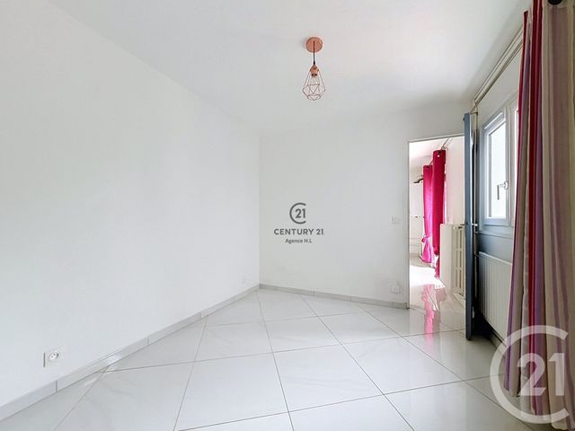 Maison &agrave; vendre - 5 pi&egrave;ces - 93,09 m2 - Chelles - 77 - ILE-DE-FRANCE