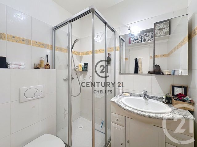 Appartement Studio &agrave; vendre - 1 pi&egrave;ce - 27,75 m2 - Chelles - 77 - ILE-DE-FRANCE