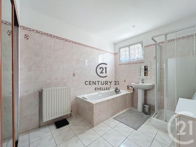 Maison &agrave; vendre - 5 pi&egrave;ces - 117,41 m2 - Clichy Sous Bois - 93 - ILE-DE-FRANCE