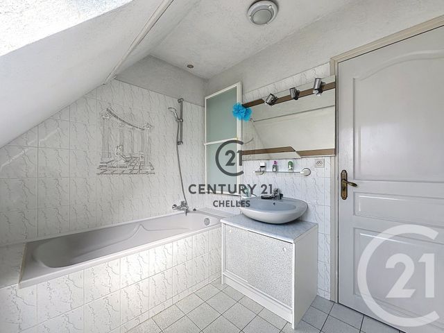 Maison &agrave; vendre - 6 pi&egrave;ces - 114,94 m2 - Chelles - 77 - ILE-DE-FRANCE