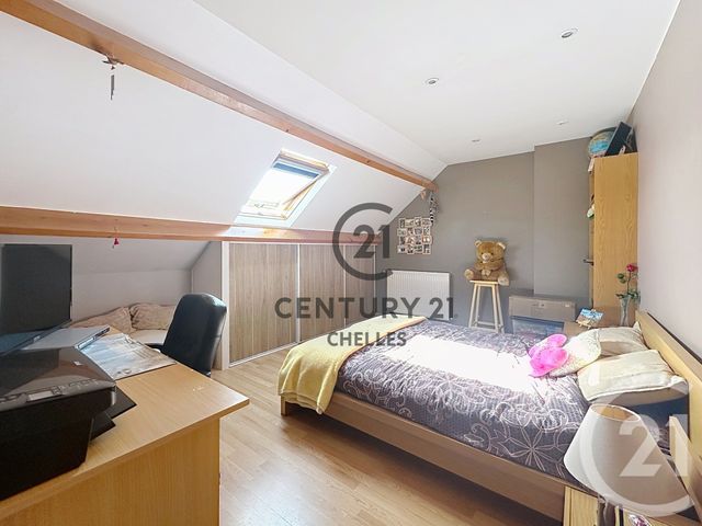 Maison &agrave; vendre - 7 pi&egrave;ces - 148 m2 - Chelles - 77 - ILE-DE-FRANCE