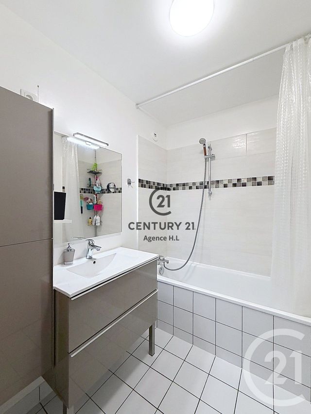 Appartement F3 &agrave; vendre - 3 pi&egrave;ces - 76,04 m2 - Gagny - 93 - ILE-DE-FRANCE