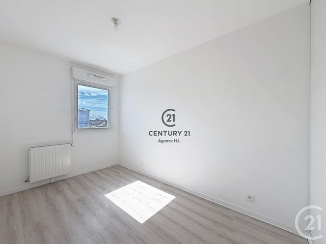 Appartement F3 &agrave; vendre - 3 pi&egrave;ces - 60,41 m2 - Chelles - 77 - ILE-DE-FRANCE
