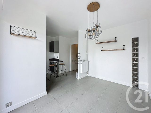 Appartement F4 &agrave; louer - 4 pi&egrave;ces - 81,50 m2 - Gagny - 93 - ILE-DE-FRANCE