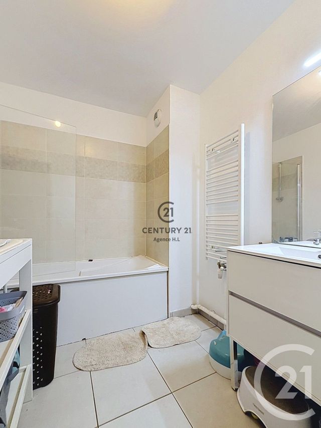 Appartement F3 &agrave; vendre - 3 pi&egrave;ces - 66,70 m2 - Chelles - 77 - ILE-DE-FRANCE