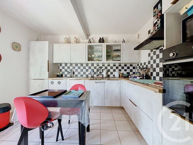 Maison &agrave; vendre - 6 pi&egrave;ces - 101,71 m2 - Chelles - 77 - ILE-DE-FRANCE