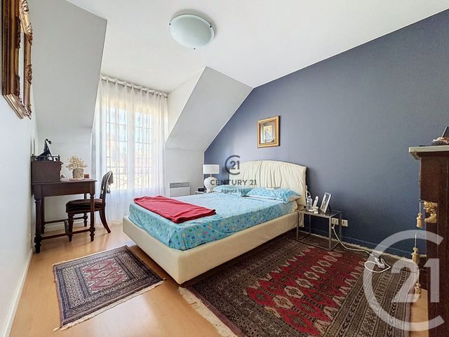 Maison &agrave; vendre - 6 pi&egrave;ces - 101,71 m2 - Chelles - 77 - ILE-DE-FRANCE