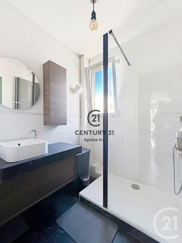 Appartement F3 &agrave; vendre - 3 pi&egrave;ces - 50,25 m2 - Chelles - 77 - ILE-DE-FRANCE
