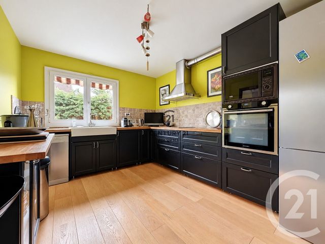 Maison &agrave; vendre - 7 pi&egrave;ces - 150 m2 - Chelles - 77 - ILE-DE-FRANCE