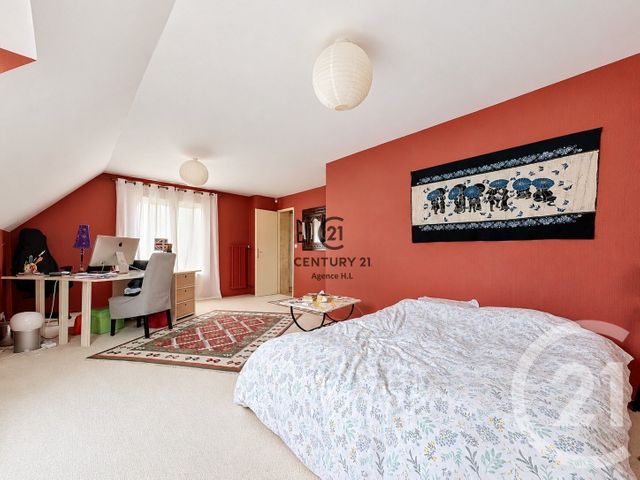 Maison &agrave; vendre - 7 pi&egrave;ces - 150 m2 - Chelles - 77 - ILE-DE-FRANCE