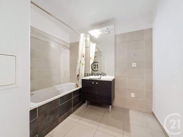 Appartement F3 &agrave; vendre - 3 pi&egrave;ces - 59,62 m2 - Villemomble - 93 - ILE-DE-FRANCE