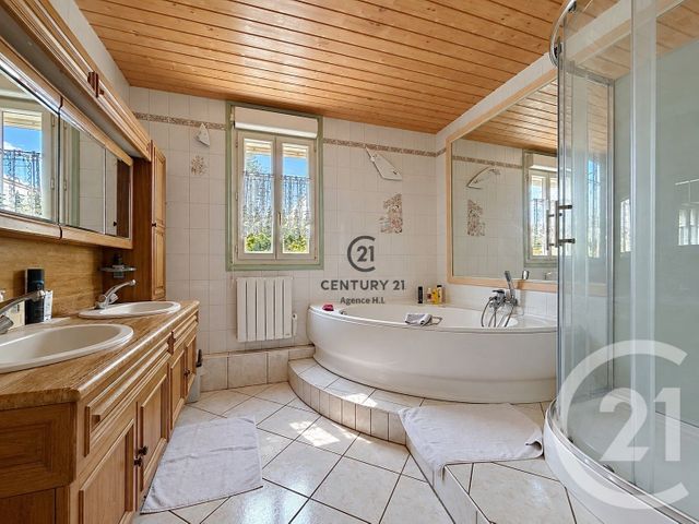 Maison &agrave; vendre - 7 pi&egrave;ces - 169,29 m2 - Chelles - 77 - ILE-DE-FRANCE
