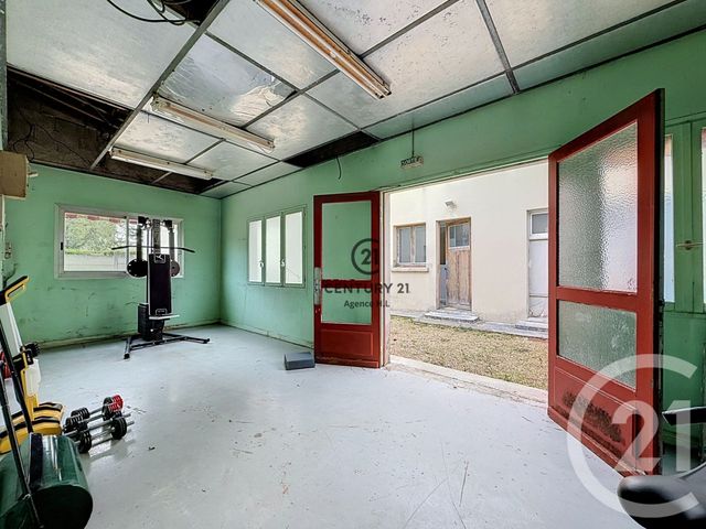 Maison &agrave; vendre - 15 pi&egrave;ces - 435,89 m2 - Chelles - 77 - ILE-DE-FRANCE