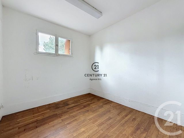 Maison &agrave; vendre - 15 pi&egrave;ces - 435,89 m2 - Chelles - 77 - ILE-DE-FRANCE