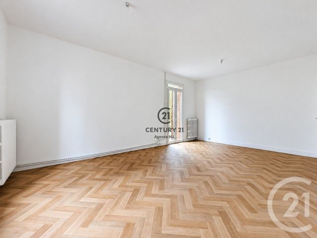 Maison &agrave; vendre - 5 pi&egrave;ces - 90 m2 - Chelles - 77 - ILE-DE-FRANCE