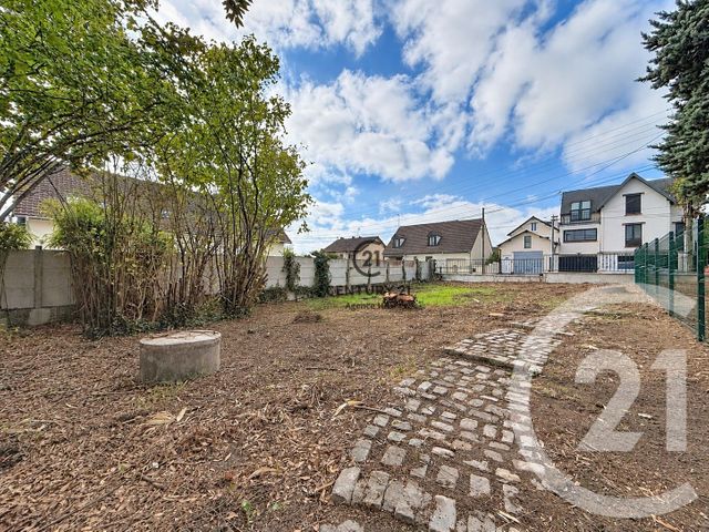 terrain - CHELLES - 77
