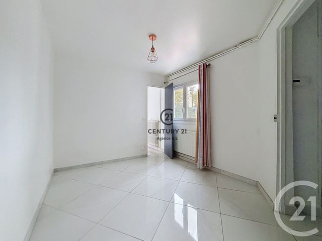 Maison &agrave; vendre - 5 pi&egrave;ces - 93,09 m2 - Chelles - 77 - ILE-DE-FRANCE