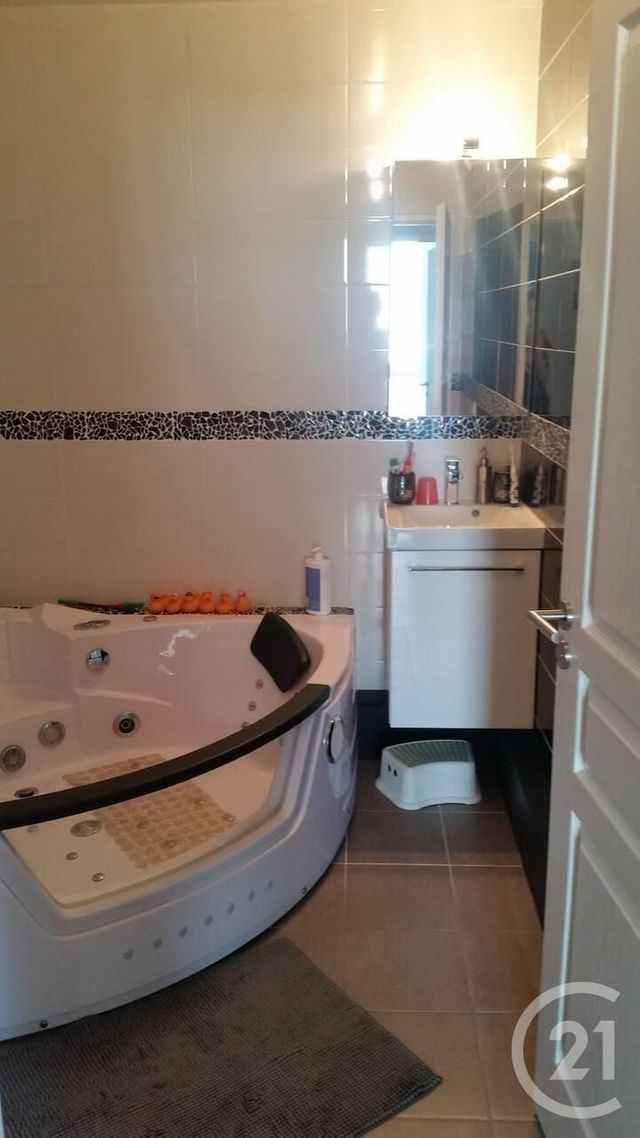 Appartement F4 &agrave; vendre - 4 pi&egrave;ces - 102 m2 - Colombes - 92 - ILE-DE-FRANCE