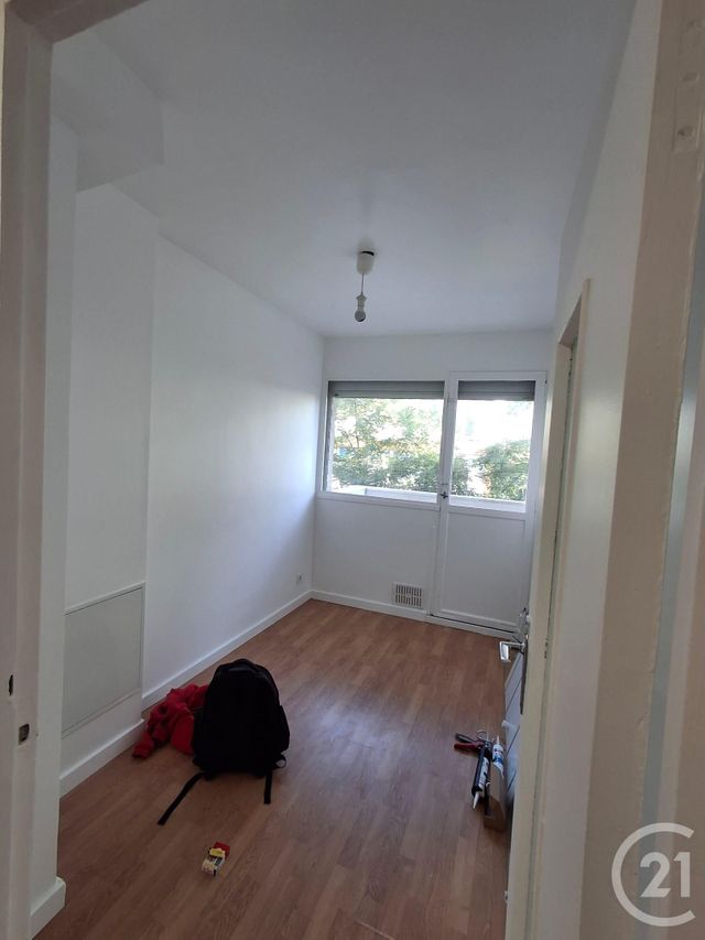 Appartement F2 &agrave; louer - 2 pi&egrave;ces - 48 m2 - Rueil Malmaison - 92 - ILE-DE-FRANCE