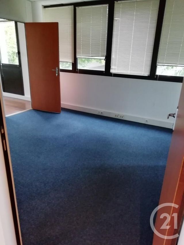 Terrain &agrave; louer - 200 m2 - Bruz - 35 - BRETAGNE