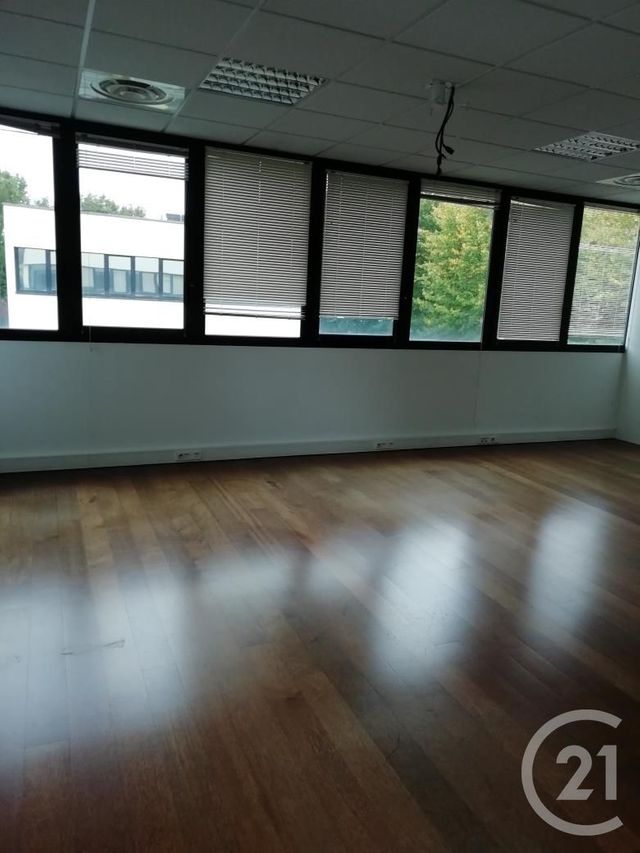 Terrain &agrave; louer - 200 m2 - Bruz - 35 - BRETAGNE