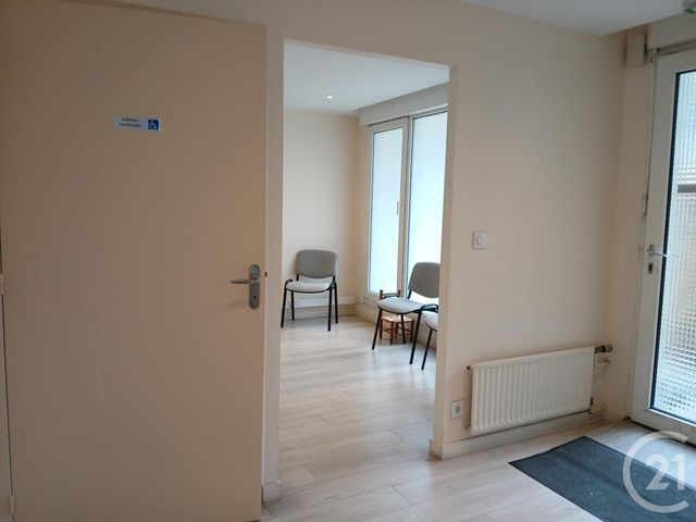 Appartement Local &agrave; vendre - 3 pi&egrave;ces - 53,34 m2 - Rennes - 35 - BRETAGNE