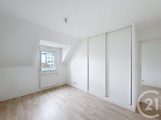 Maison &agrave; louer - 6 pi&egrave;ces - 140 m2 - Rennes - 35 - BRETAGNE