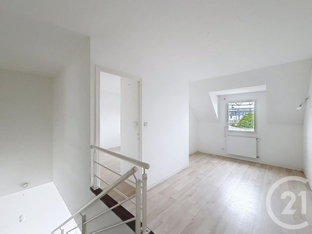 Maison &agrave; louer - 6 pi&egrave;ces - 140 m2 - Rennes - 35 - BRETAGNE