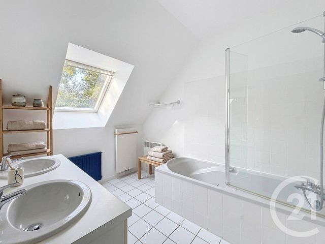 Maison &agrave; vendre - 7 pi&egrave;ces - 135 m2 - La Chapelle Des Fougeretz - 35 - BRETAGNE